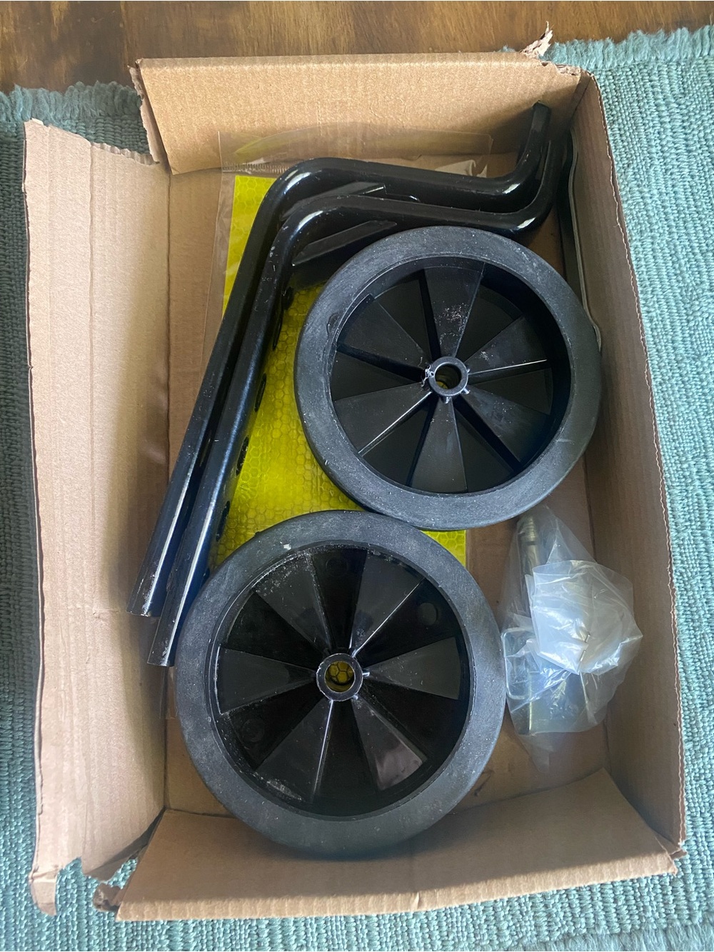 Training Wheels and Mounting Hardware